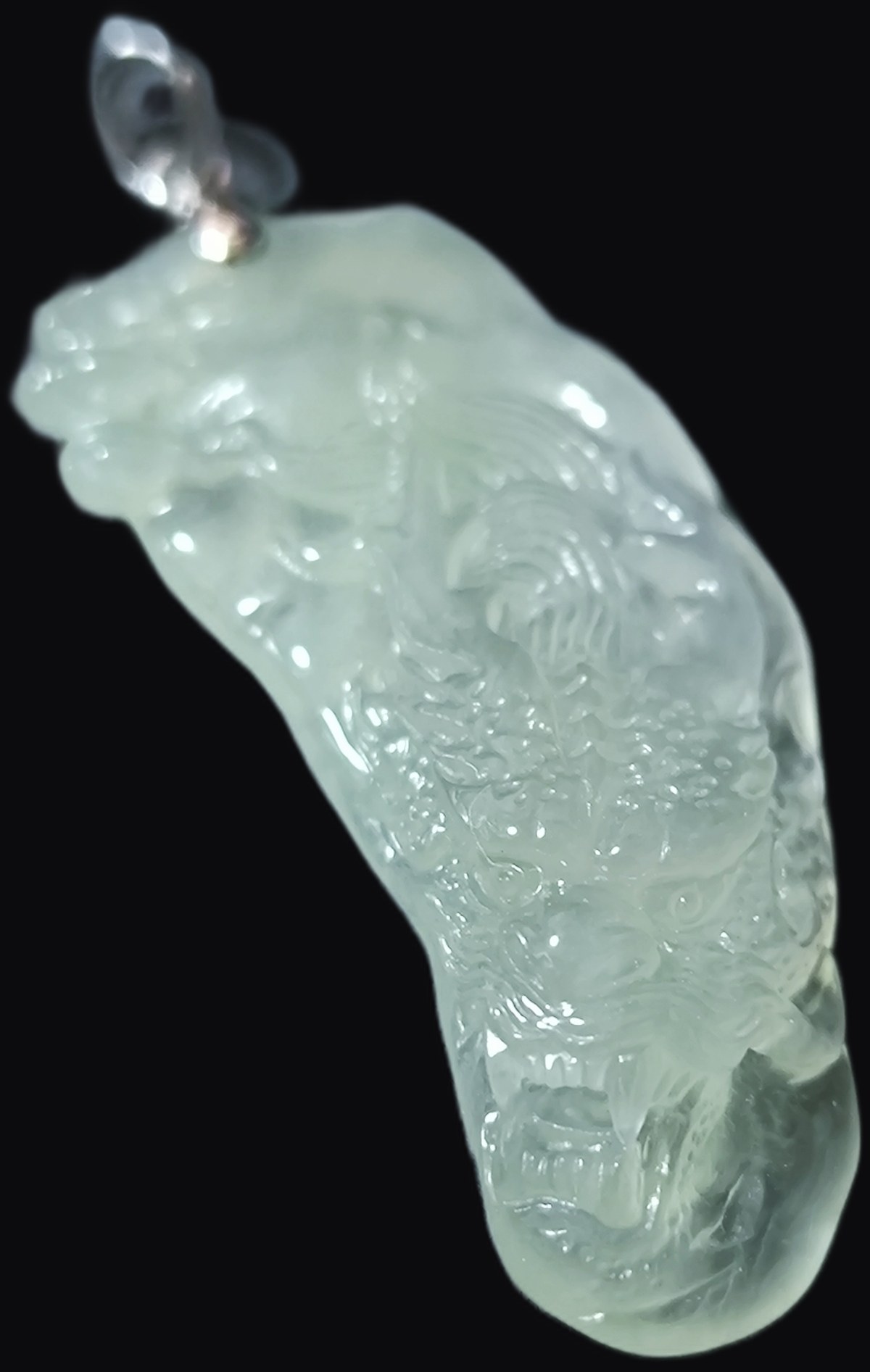 揭陽工隨形龍牌